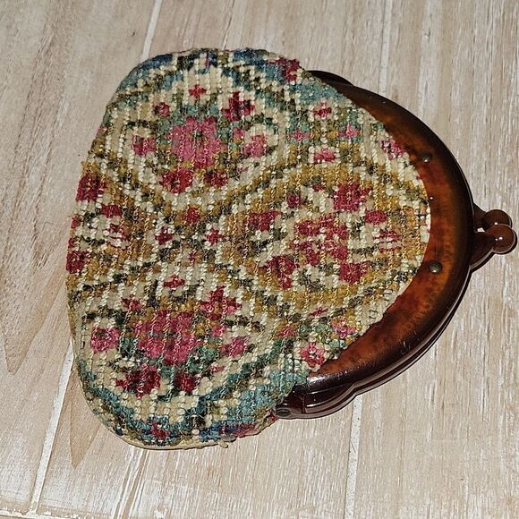 Vintage 1960 s  Italian Tapestry Kisslock Case Bag - Picture 6 of 6